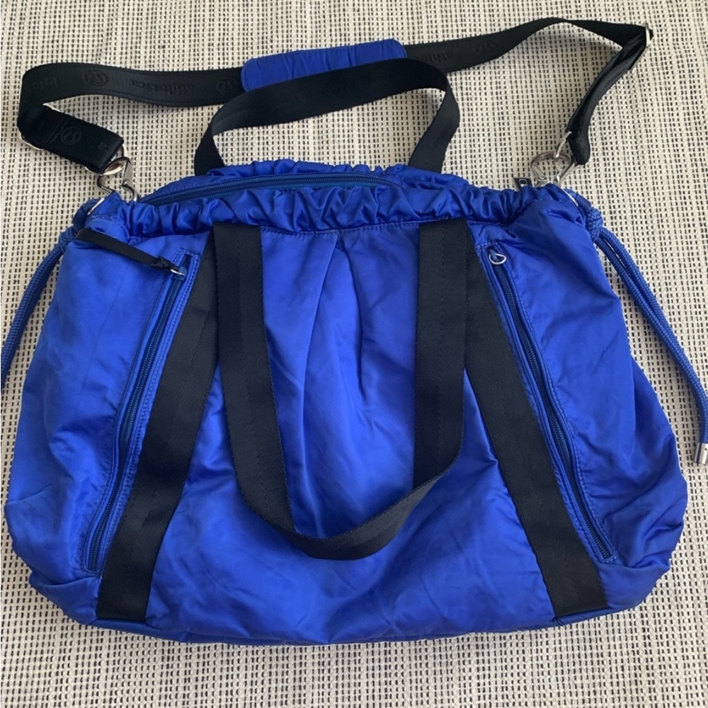 Lululemon Blue extra large Gym / Yoga Bag vivid blue, big logo, lots of pockets - Picture 2 of 6